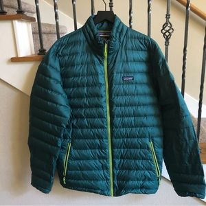 Patagonia XL Men’s Puffer Coat in Teal With Fluorescent Lime Accents and Lining
